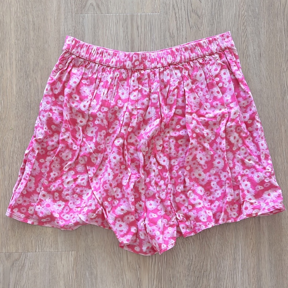 Pink Flower Skort Size Small